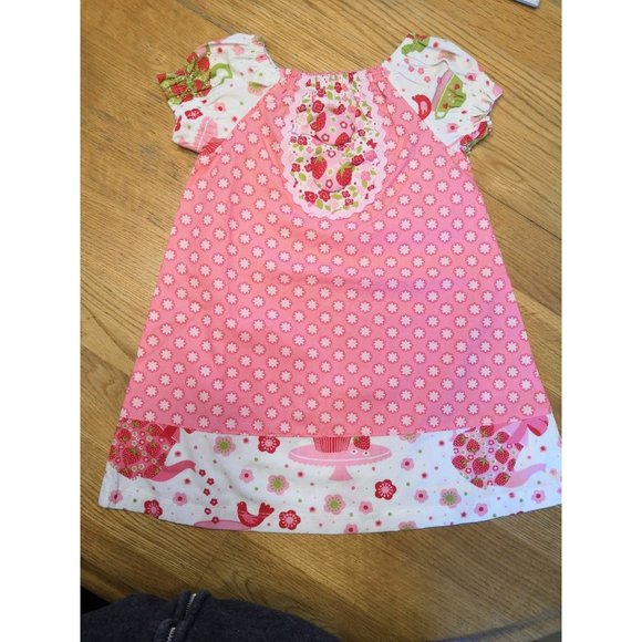 Jelly The Pug Other - Toddler pink dress 18 mo Jelly the Pug brand - strawberries, stars, and flowers